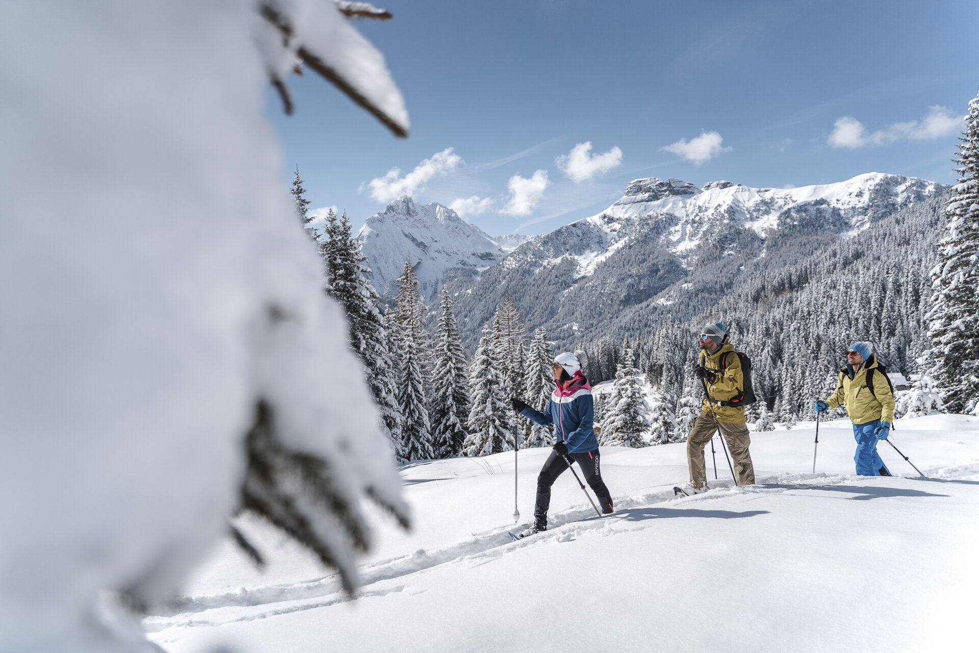 Ciaspole in Val di Fassa | © Patricia Ramirez - Archivio Immagini ApT Val di Fassa